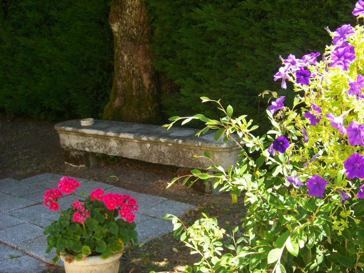 Bed and Breakfast Domaine De Monein Saint-André-de-Cubzac Exterior foto