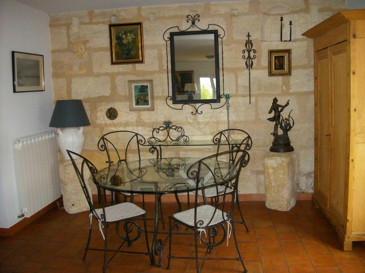 Bed and Breakfast Domaine De Monein Saint-André-de-Cubzac Exterior foto